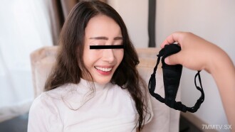 Tai, peça-me para comprar agora! ~Uma linda mulher madura com um fio dental e um coração cheio~