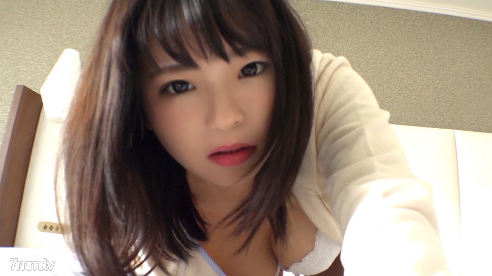 727-MEI-01 Cutie's selfie masturbation / Mei