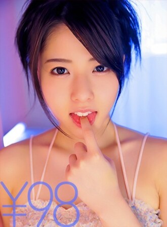 DV-1653 【特别优惠】美少女兰的首次软SM性爱。双手被绑，她恳求著被插入。从传教士体位到侧后入式，她被深深地插入。她恳求著，并从后入式猛烈地冲击。她从躺卧和侧后入式被猛烈地冲击，然后当她索要精液时，被颜射。兔兰