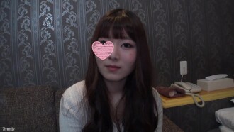 FC2-PPV-1068418 ☆首拍☆完整出场☆猫脸傲娇系♥白皙修长B杯小唯23岁