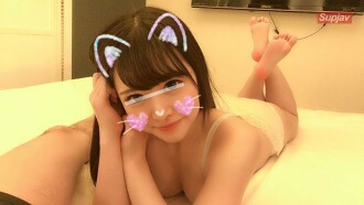 FC2-PPV-1131704 [个人拍摄] 加隆是个天生的色情女孩，有著非常色情的蜜桃屁股！她在让她剃光的阴户抽搐和高潮的同时射精！ 【原来的】