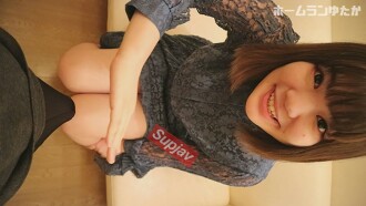 FC2-PPV-1371784 【JD荡妇的阴户与精液战斗】一边用各种技巧玩弄成人的阴茎，一边不断地喷洒脏话，她用她著名的阴户将精液挤出来！ [女大学生美酱（20岁）][是]