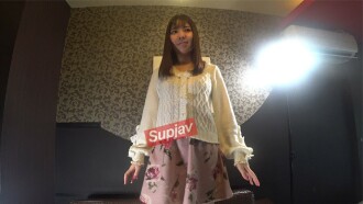 FC2-PPV-1380921 [个人拍摄] ♀252 AV女优Mitsu◯酱，20岁，第一次绝对不想怀孕的AV女优VS绝对让她怀孕的老男人，真正的中出种子战斗！ （哈哈）