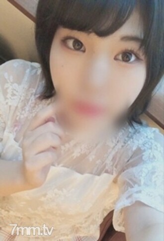 FC2-PPV-1395358 限时2980 → 1980p [无码] 爱性狂体质护生（为了纪念毕业做了阴道射精）