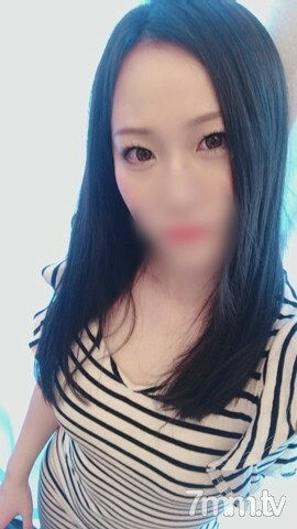 FC2-PPV-1417032 [未经审查] 一个美丽的妻子从中午开始想要另一个人的公鸡而没有丈夫（我想播种并做了阴道射精）