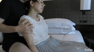 FC2-PPV-1419767 【个人拍摄】从担保人到债务人还有掉进情趣用品的已婚女人①