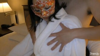 FC2-PPV-1589918 【个人写真】丈夫冬季奖金被大幅削减，妻子成为受害者。