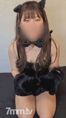 FC2-PPV-1602238 【不】我做了一个可爱的小学生cosplay猫，让两个大公鸡哥犯了