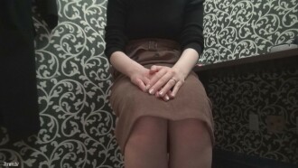 FC2-PPV-1629776 [真正的戴绿帽子文档⑦]“请让我在我的妻子后面射精”想要戴绿帽子的飞机机械师的丈夫从后面做爱，以至于变得混乱并在里面射精[个人拍摄]包括ZIP