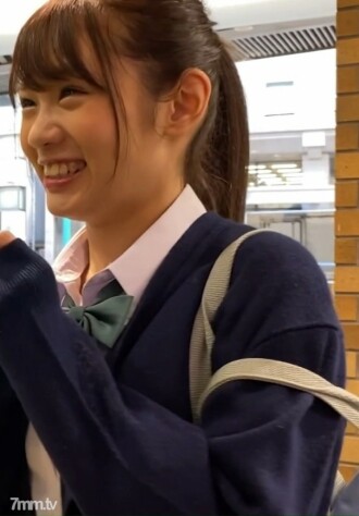 FC2-PPV-2125497 *慎删【非法】奇闻趣事 偷偷向家长露面到二年级女校*立即删除