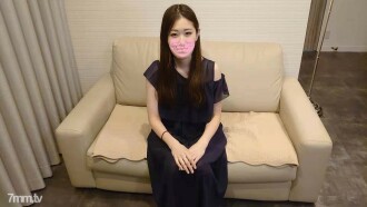 FC2-PPV-2358369 让接待员赤身裸体！观看盒装女孩（也许）的所有疯狂外观！ !! !!