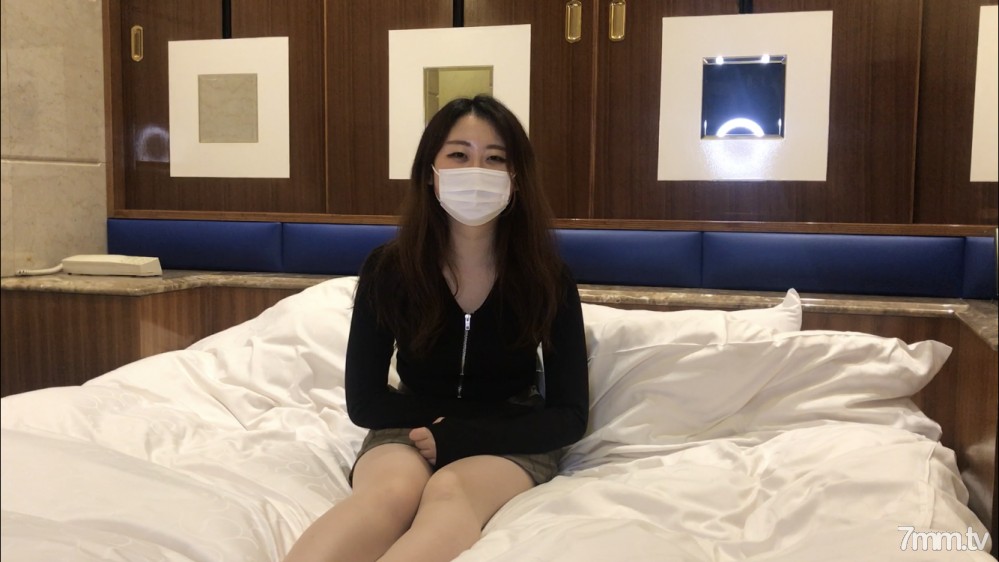 FC2-PPV-2394897 缺錢JD四年級男友正式承認buttobi外貌。我的男朋友從未做過的舔邊緣和麵部射精並弄髒了。