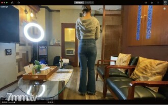 FC2-PPV-2398269 [完整的业馀实拍视频#51] 我试图在一个19岁的超级美乳爸爸活跃女孩内射精...#第一次拍摄