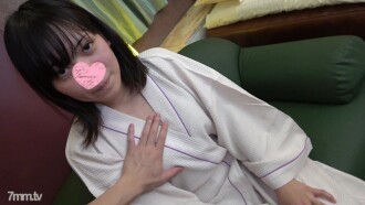 FC2-PPV-2799211 与铃木安妮相似，拥有美乳的单纯少女。那个清醒天真的女孩一脸悲伤的抱怨什么？你为什么最终选择了 Gonzo？原因只有她自己知道。