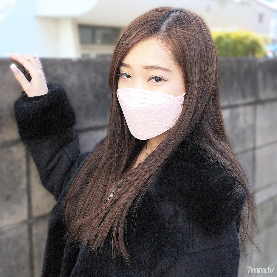 FC2-PPV-2874542 [严禁扩散] [未经审查] La●Bu de Go●ー流行聊天女士。以修长的风格和色情的脸来挑衅一个男人。不道德的 SEX FC2-PPV-2874542 用老年人的浑浊精液颜射污染美丽的身体