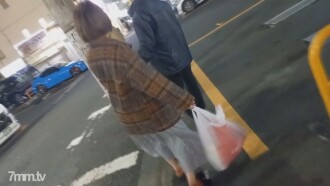 FC2-PPV-2877469 [白眼#4] [个人] *这不是恐怖作品。白眼惨叫的已婚女人大鸡巴属下的离家出走。我无法呼吸，因为我责怪我的喉咙而不是我的阴道。 FC2-PPV-2877469 即使大喊大叫也理所当然地倒入别人的果汁