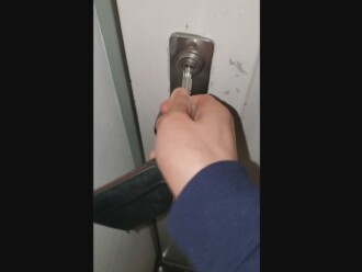 FC2-PPV-2947095 [个人] 大屌暴走F罩杯老婆带回家钥匙偷偷潜入老公夜班缝隙Petit 3P 连续2次射别人汁弄脏脸*我把脏脸洗干净了。