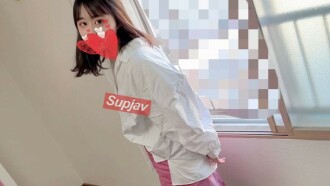 FC2-PPV-3100729  给一个索取还款的女孩口交，我却按捺不住，强迫她脱掉裤子，插入我哈哈[是]