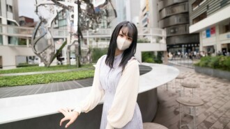 FC2-PPV-3167374 限时至 1/21！ ！ [未经审查] 电影风格！ “嘿，你不是在开玩笑吗？？” 一个20岁的顺从和巨乳职业学生被独占欲望驱使......一边自慰一边享受她摇曳的美乳和阴道射精！ ！