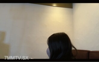 FC2-PPV-3401319 对于一个超级无声的 19 岁女孩第一次阴道射精。 （聊天观影会期间）#100真相