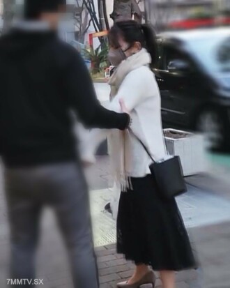 FC2-PPV-4170365 *1480分钟到达1/5【个人】拥有美丽的乳房，年轻的妻子和孩子，自我牺牲的身体，和出生后。另外，园区内的街边设有停车场，可以与当地人见面，也可以在无心地区搭乘火车和日本餐厅。 *数量备注*