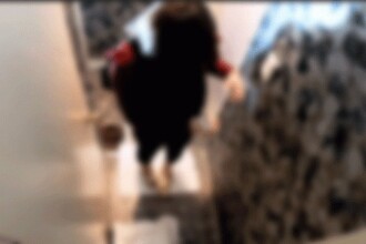 FC2-PPV-4687211 *截止 23 日，立减 85%* 【素人个人拍摄】【无码】超刺激的写真集 - 顺从受虐狂美女角色扮演