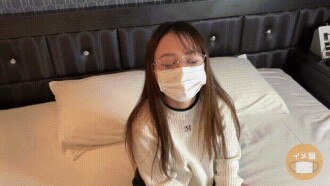 FC2-PPV-4693928 娇小的应届毕业生办公室女士拍摄形象影片IMEDAMAFC2