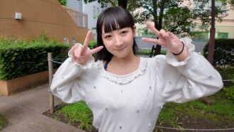 FC2-PPV-4719578 到1号为止990分！ 【初次】导演×20岁女大学生“这也是训练的一部分吗？？”纯情少女沦为变态导演的猎物…