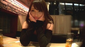 Tu es tellement égoïste, mais tellement mignonne ! Saki (20 ans) est la meilleure fille du club de divertissement. Après avoir mangé un dernier repas, j'ai mis le suivant. Du jus de fruit muqueux de très haute qualité, Shuti !