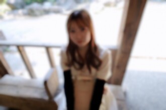 FC2-PPV-4759345 3天！半价！ 【初次拍摄】【半内半外】震撼爆乳！ ！ 20岁少女隐藏的神之礼物。尽情享受蓬松、弹牙、颤动的神圣乳房！渴望高潮，决定半外中出！