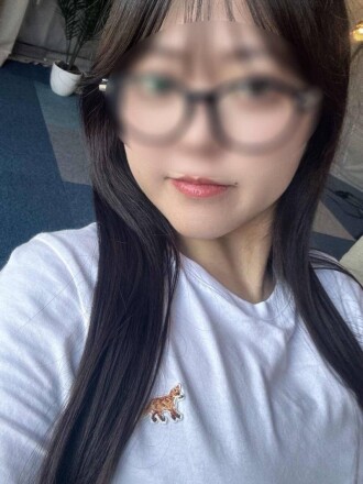 FC2-PPV-4766363 【完全首拍】SSSS级透明1号美女蒙眼意外被黑人中出！连续抽插让她阴道深处爆射！ （上）