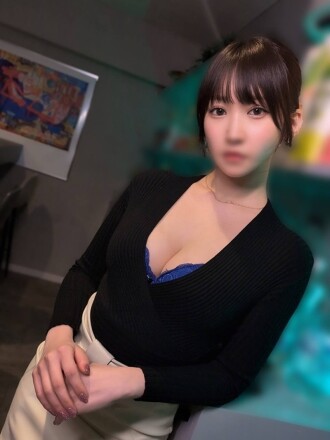 FC2-PPV-4771202 ⚠ 沉浸事故 ⚠ E 罩杯“色情狂”美女，意大利餐厅员工（26 岁）⇒ 她的潮吹开关如此疯狂，她一遍又一遍地喷射⇒ 全身湿透的性爱“Shioringo”