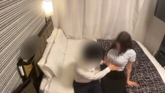 FC2-PPV-4779483 【露脸】前途无量的新星，19岁F罩杯美女。人品魅力完美，无私又性欲旺盛。两段生猛的性爱之后，“我的性欲快要扭曲了…”【前篇】No.382