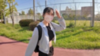 FC2-PPV-4780484 【11月5日截止990点】【初拍】感性和个性都超群的田径部少女。比赛前，她用大屌放松自己靠跑步锻炼出来的紧实美臀。 【好爽啊……】阴道深处被插入，小穴被授精，发出呻吟声。