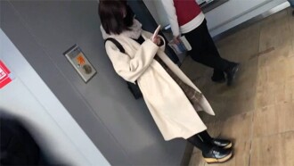 [Die ersten 30 erhalten 500 Yen Rabatt] Riko, 19 Jahre alt, 1, Gesichtsbehandlungsgespräch (13). Ein unscheinbares College-Mädchen, das in einem strengen Elternhaus aufgewachsen ist, erhält eine ausgiebige Gesichtsbehandlung für ihren Traum (055)