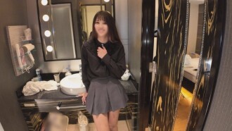 FC2-PPV-4800125 【即时奶油派业馀】无码 ≪前时装模特儿♡ 高学历美人E罩杯≫ 她渴望已久的私处湿透了，根本不需要前戏！在纤细、美丽、丰满、柔软的裸体上，粉嫩的嫩穴里尽情享受奶油派 ♡