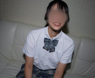 ※最新发布※ 我对一位超漂亮的便利商店店员一见钟情。下班后，我们去了情侣饭店♡ 她拥有18岁模特儿般的身材，胸部坚挺饱满。她很容易湿润，而且总是湿透。我喜欢抱著她做爱，这是我们的第一次！你比较喜欢我男友还是我？ →这边 //