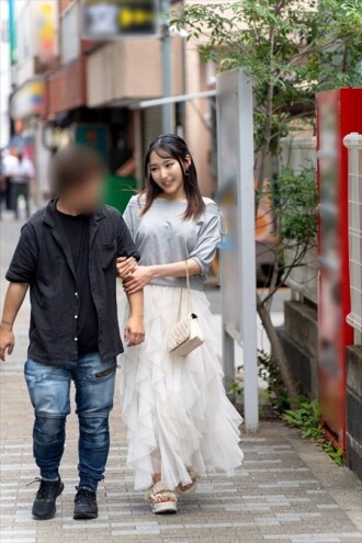 [SEX NTR] Dipanggil oleh rakan seks macho semasa temu janji dan dimandikan dengan krim [Penggambaran peribadi yang sangat gila]