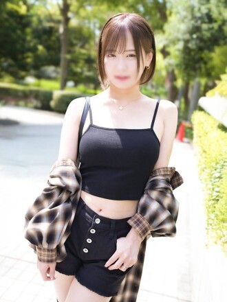 【2025最佳作品】一位身材苗條、擁有美腿的29歲妻子，在3年後與她以前的性伴侶重逢，兩人進行了一場激烈的奶油派性愛（鳴海）