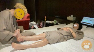 我要去看看那些戴眼镜、偶尔会发生性关系的女孩。 IMEDAMAFC2 | FC2 电子市场