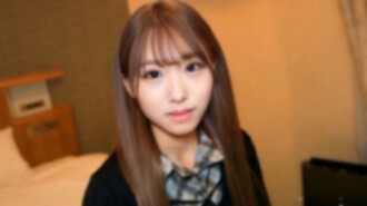 【無碼】超可愛苗條的女人！前運動員的健美身材令人著迷。她的腿部肌肉線條完美，尤其是她的女牛仔式體位更是驚艷。兩次內射。 *附贈高清視頻