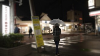 FC2-PPV-4827480 【丰满人妻奇迹】一位拥有如此美丽的真实已婚女性！ ？五年无性婚姻，耐心已耗尽。一位温柔丰满的妻子首次应征。她如乡村女孩般娇嫩的身体在高速的抽插下疯狂起来。连续三次高潮，最终引爆了她强烈的欲望。