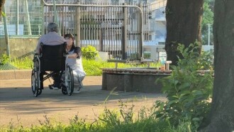 [Big-breasted caregiver] Gentle and serious H-cup caregiver gets fucked hard and oiled up