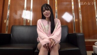 ออรัลเซ็กส์และดีพโทรทออรัลเซ็กส์แบบจัดเต็มด้วยน้ำลายมากมาย! น้ำลายและลิ้นของเอนะจัง (20) พนักงานร้านสะดวกซื้อไซส์คัพ F พันกันในออรัลเซ็กส์แบบดีพโทรทที่ให้ความรู้สึกดีจนคุณต้องหลั่งน้ำอสุจิในปากเธอ!