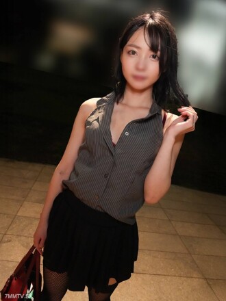 *Das ist das erste Mal* Eine sehr süße Studentin spielt mit ihren Brustwarzen, stoppt ihren Orgasmus vor sich und dringt in sich selbst ein. ⇒ Diese sehr erotische Studentin hat häufig inneren Orgasmus (ume grade) | FC2 electronic market