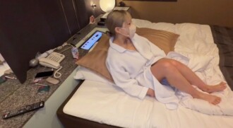 [Corno Sério] Sexo louco com uma gata de corpo escultural que tem namorado e depois inseminação.