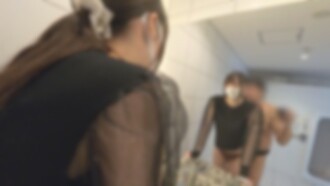 ♡Giảm giá một nửa đến hết ngày 5 tháng 4 [Không, hoàn toàn nghiệp dư, cảnh xuất tinh thô] Vẻ đẹp quyến rũ! Cô nàng văn phòng cao ráo, mảnh mai này là một người phụ nữ dâm đãng, thích được kích thích âm vật. Khi cô bị một ông già với dương vật to lớn đâm từ phía sau và bị xuất tinh vào bên trong