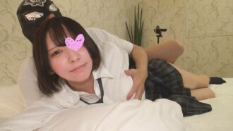 【無碼，18歲短髮E罩杯少女】我再也回不去和同齡男友交往了…這位18歲少女沉迷於年長男人的性愛－身穿校服的美少女在激烈的性愛中沉溺於慾望之中！ ！
