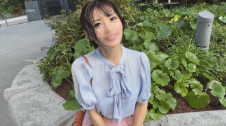 20歲時當偶像度過的大叔人妻！拋棄婚後平靜的日子，尋求刺激與大雞巴男人偷情中出性交！！