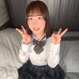 总长175分钟【无尽深层插入肛交♡】身高144cm，面容清纯，18岁的穗乃果酱。她第一次与超过20cm的巨根进行肛交，获得了强烈的快感…观看深层插入肛交。